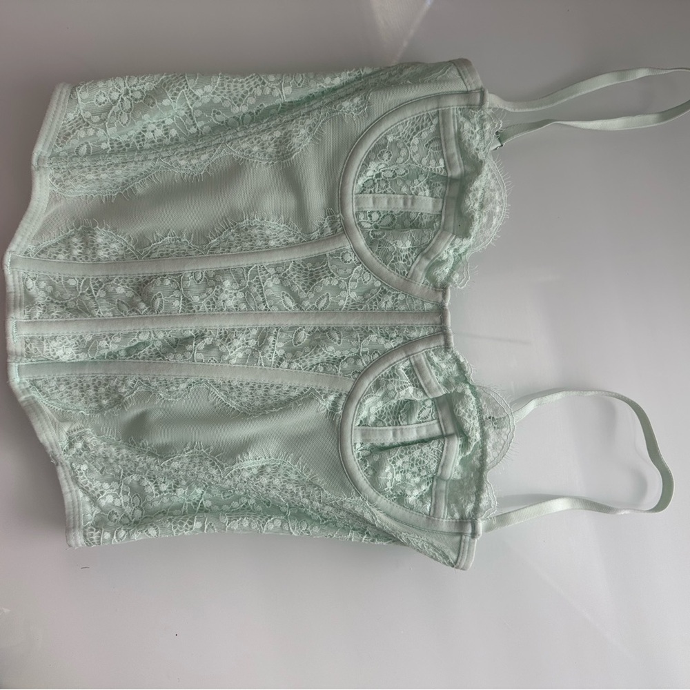 Elegant Lace Crop Top in Mint Green